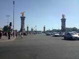 ... le Pont Alexandre-III ...